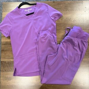 Easy Stretch Women's Purple Scrub Set